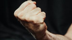 The Connection Between Testosterone and Male Resilience Under Pressure